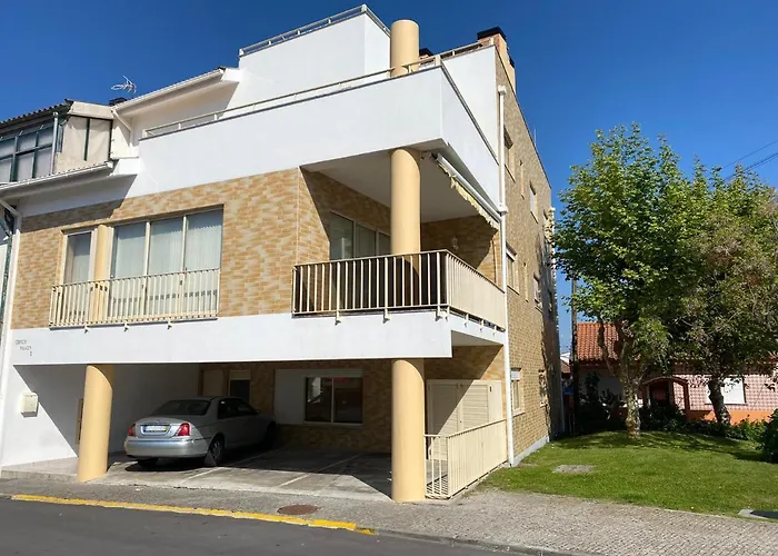 Xavega Apartament *